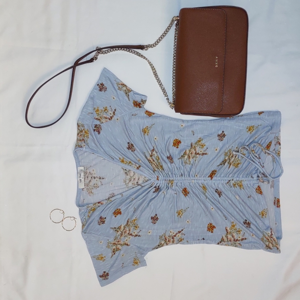 Women's short sleeve top